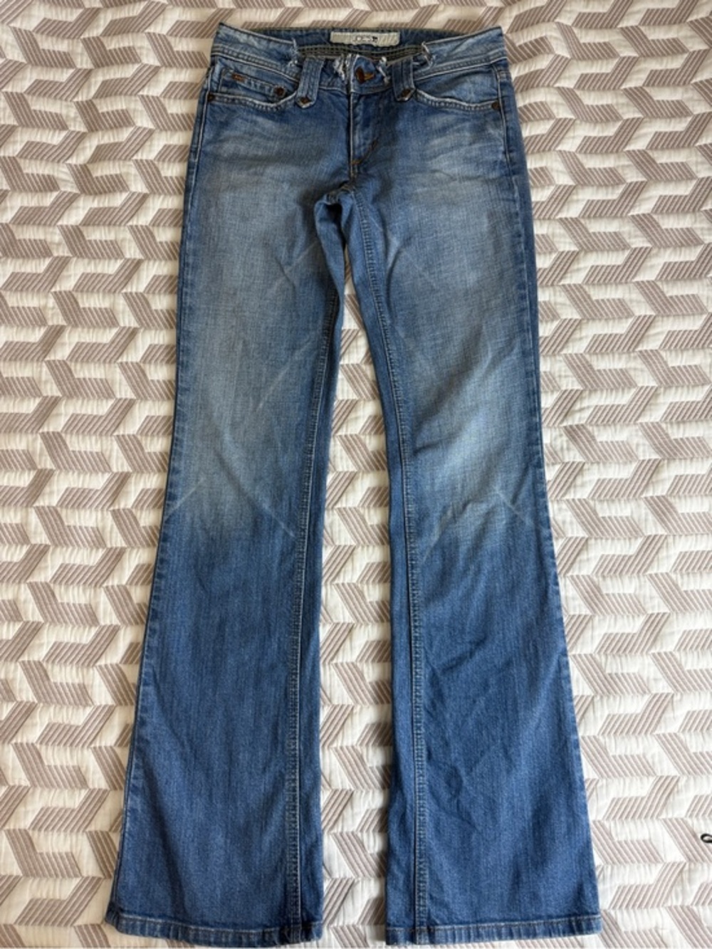 Joe's Jeans The Rush Vintage Bootcut Flare Distressed Waist Blue Denim Pants 26